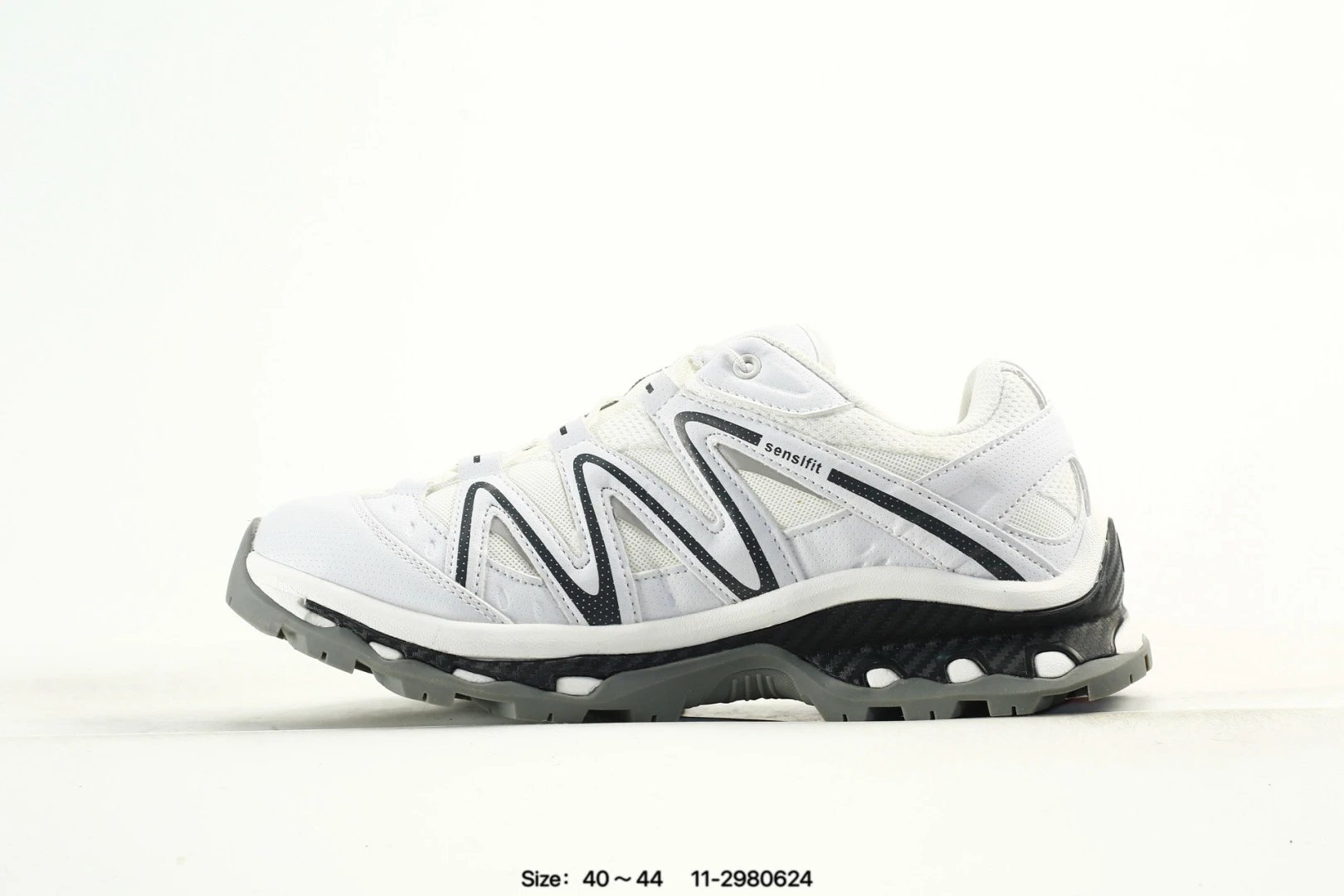 Salomon XT Whisper VOID Outdoor Shoes White - Gallery Image 3 - Detailed View