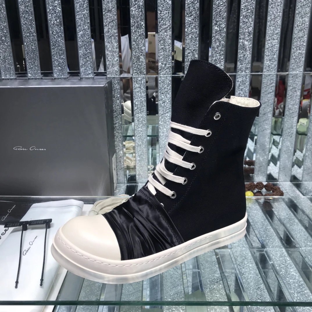 Rick Owens High-Top Pleated Sneakers Black - Gallery Image 6 - Detailed View