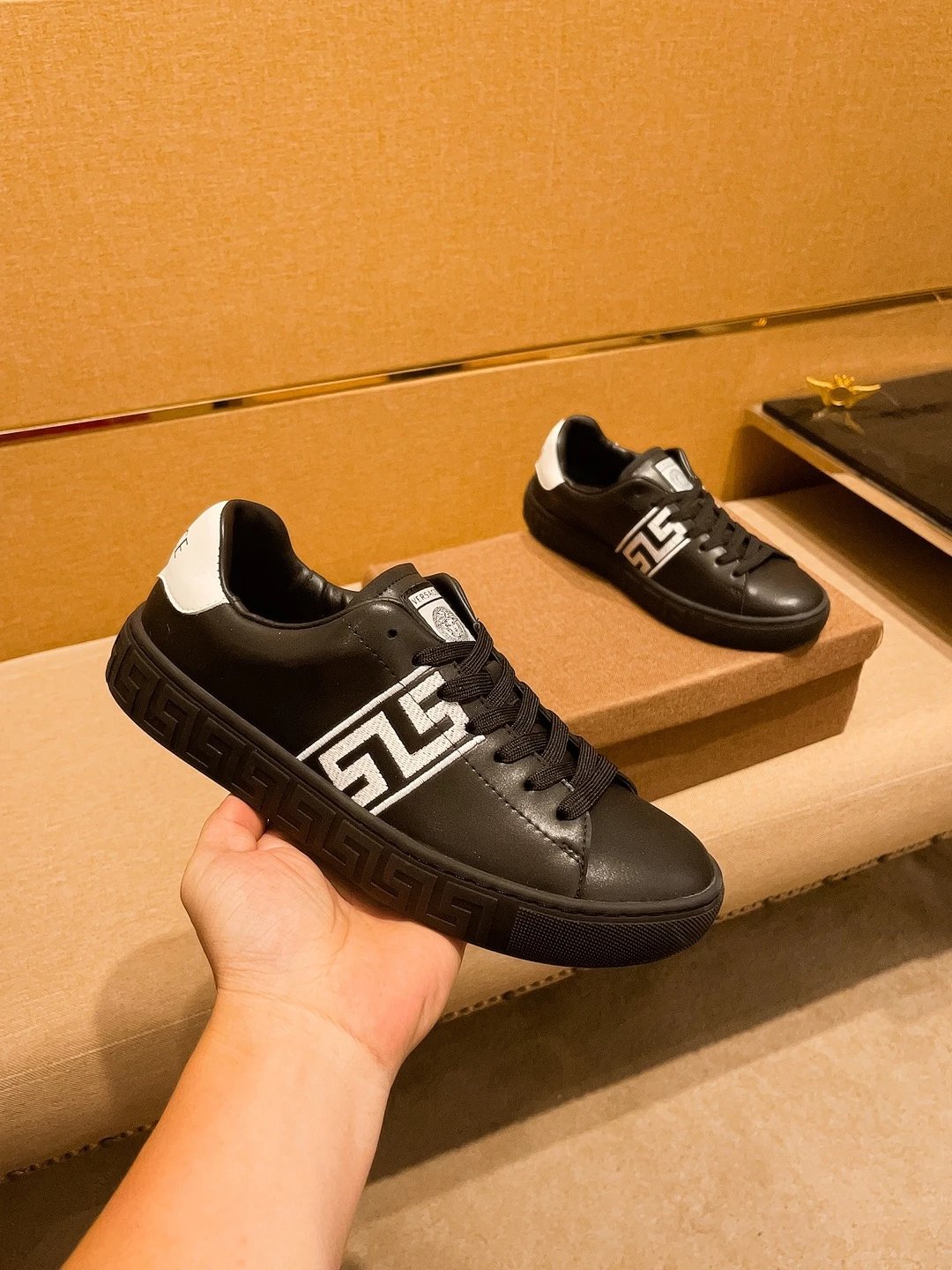 Luxury Leather Sneakers Geometric Black - Gallery Image 3 - Detailed View