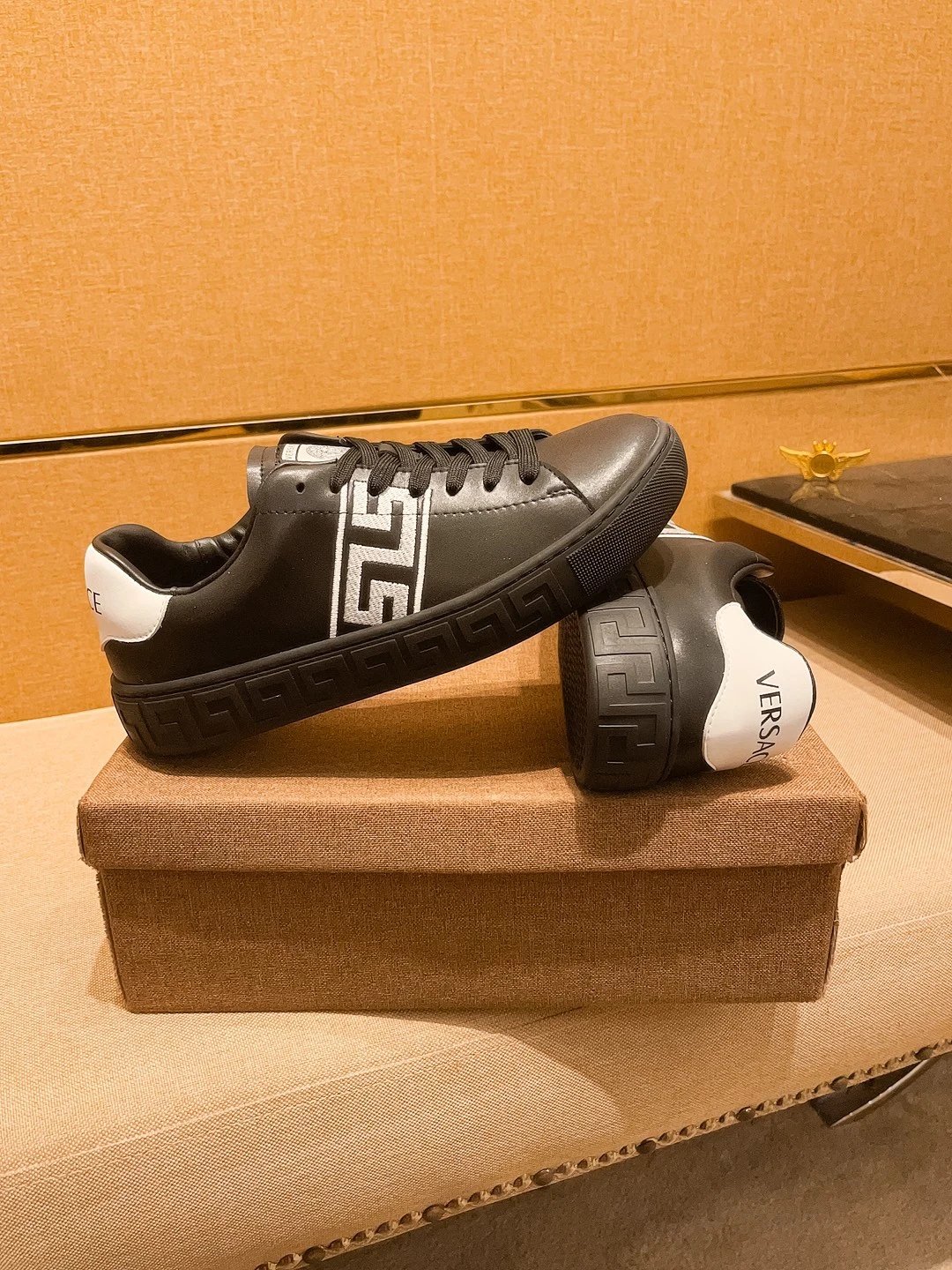 Luxury Leather Sneakers Geometric Black - Gallery Image 2 - Detailed View