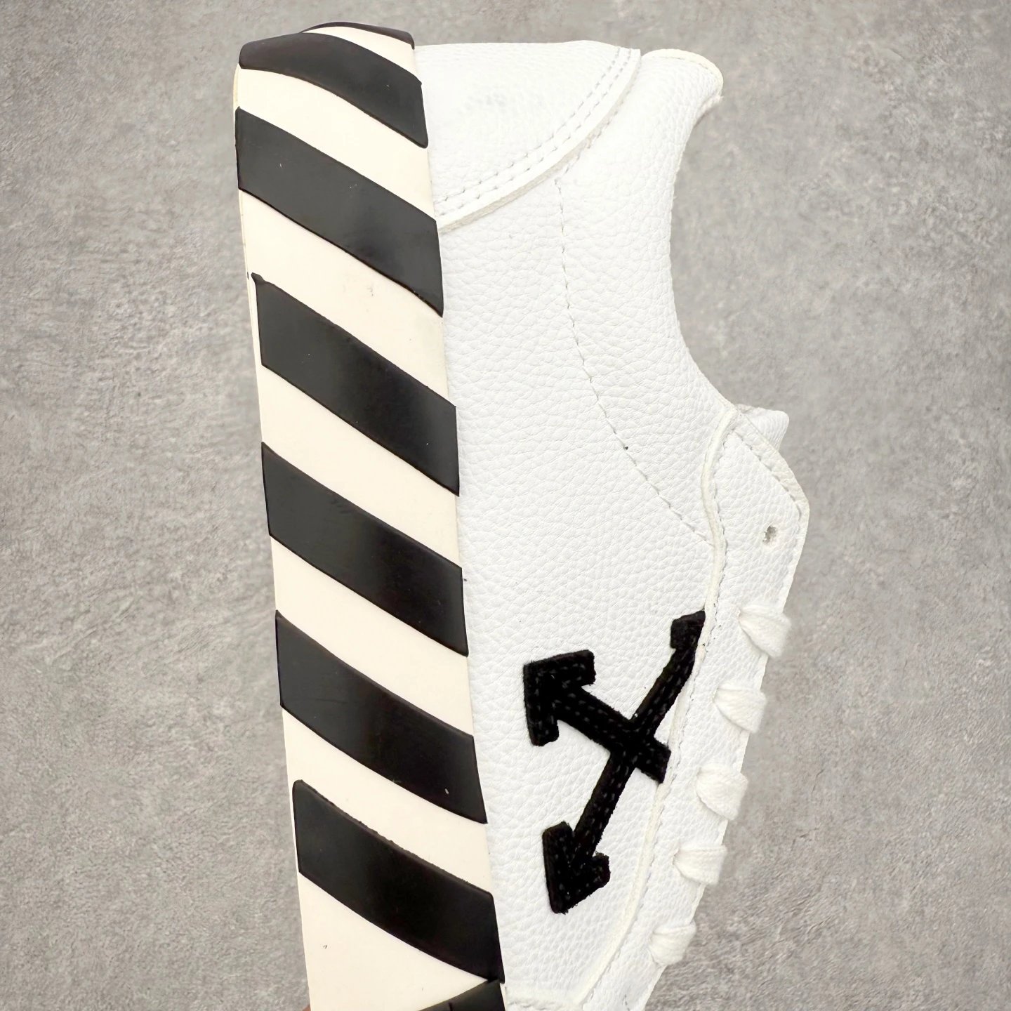 Urban Low Top Leather Sneakers Black Ivory - Gallery Image 6 - Detailed View