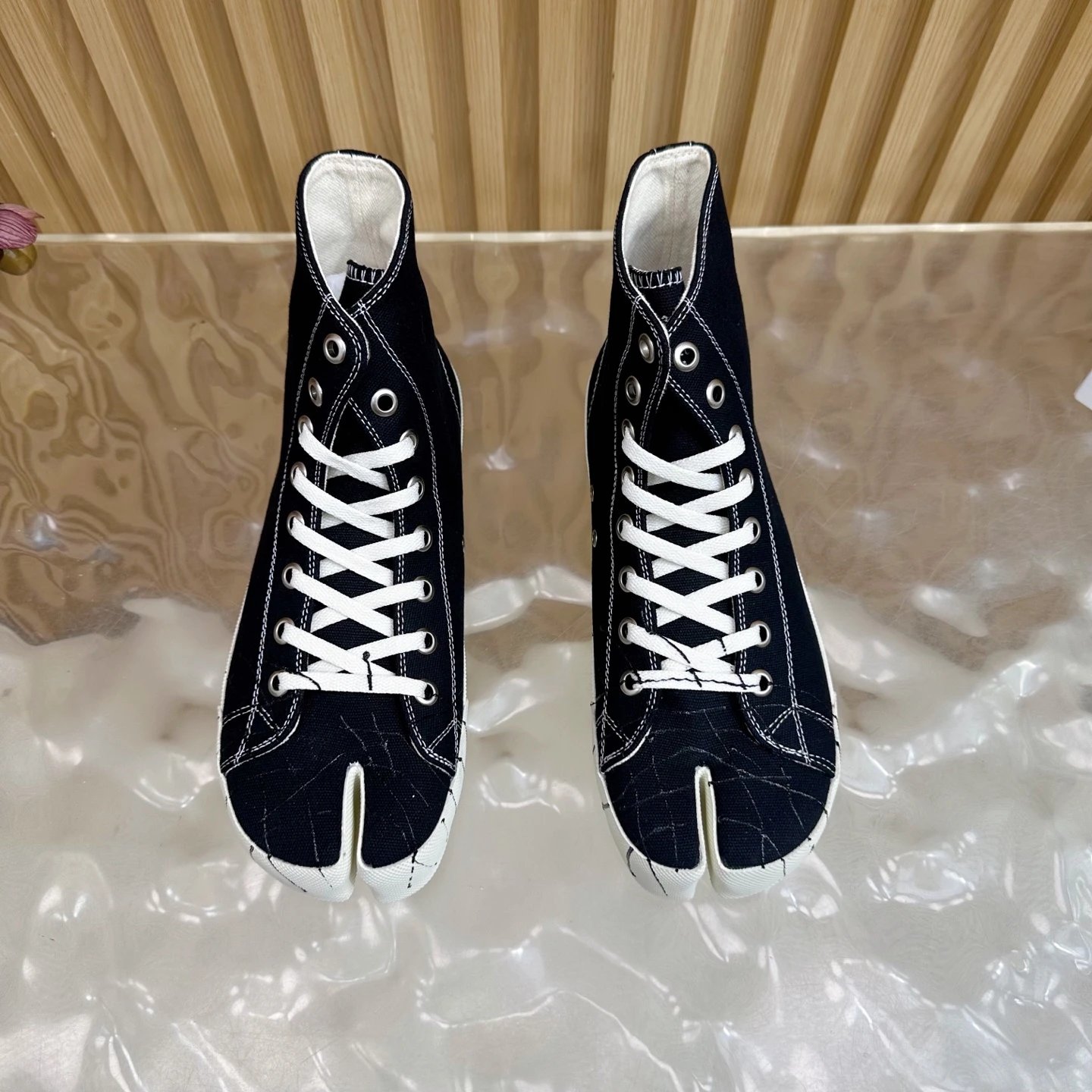 Maison Margiela MM6 Tabi Graffiti Canvas High Sneakers Black - Gallery Image 5 - Detailed View