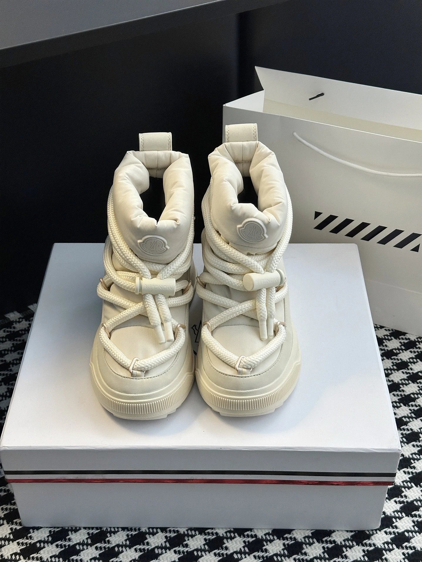 Moncler Mid Boots White - Gallery Image 3 - Detailed View