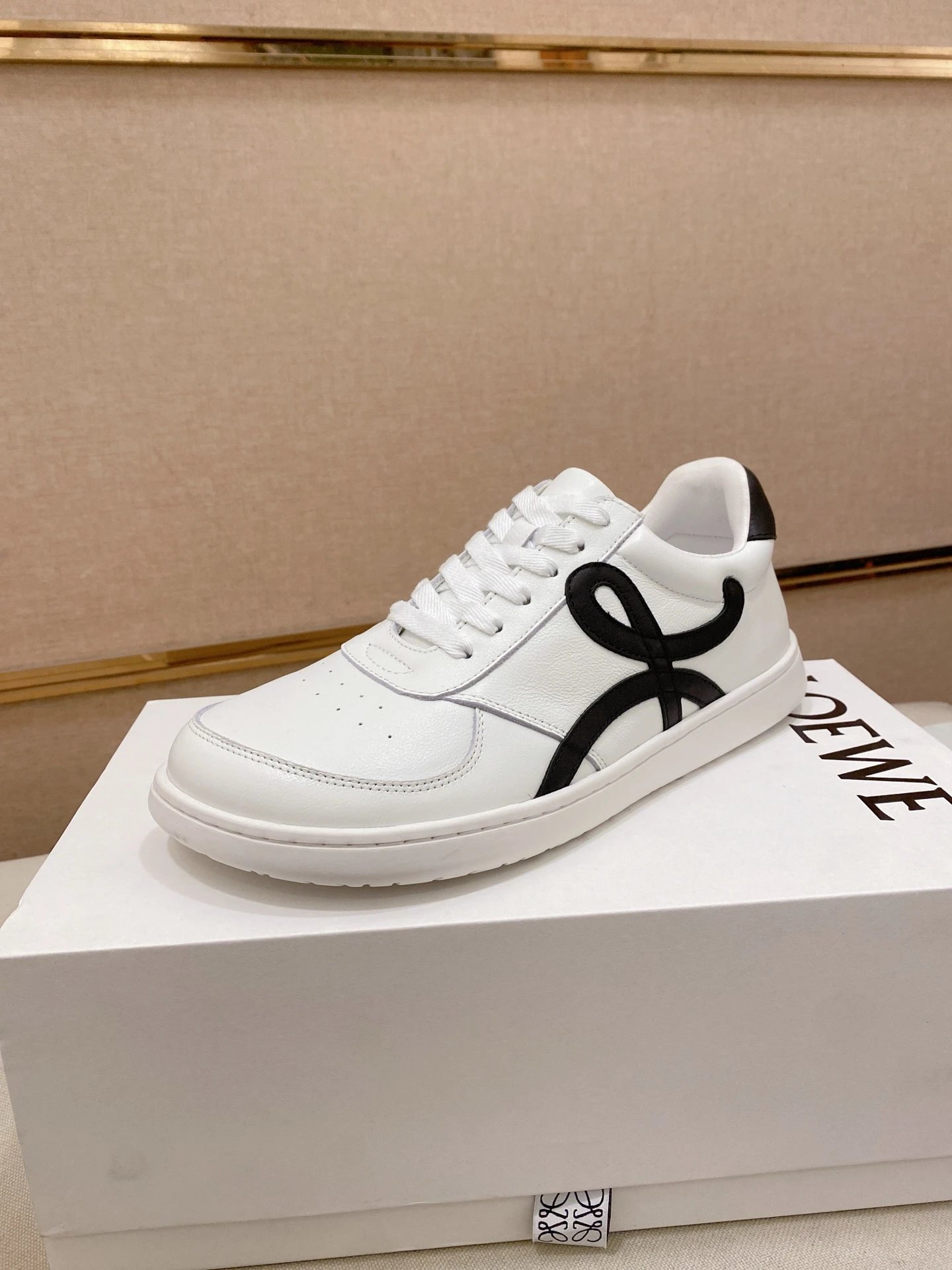 Loewe White Leather Sneakers Black Accent - Gallery Image 1 - Detailed View