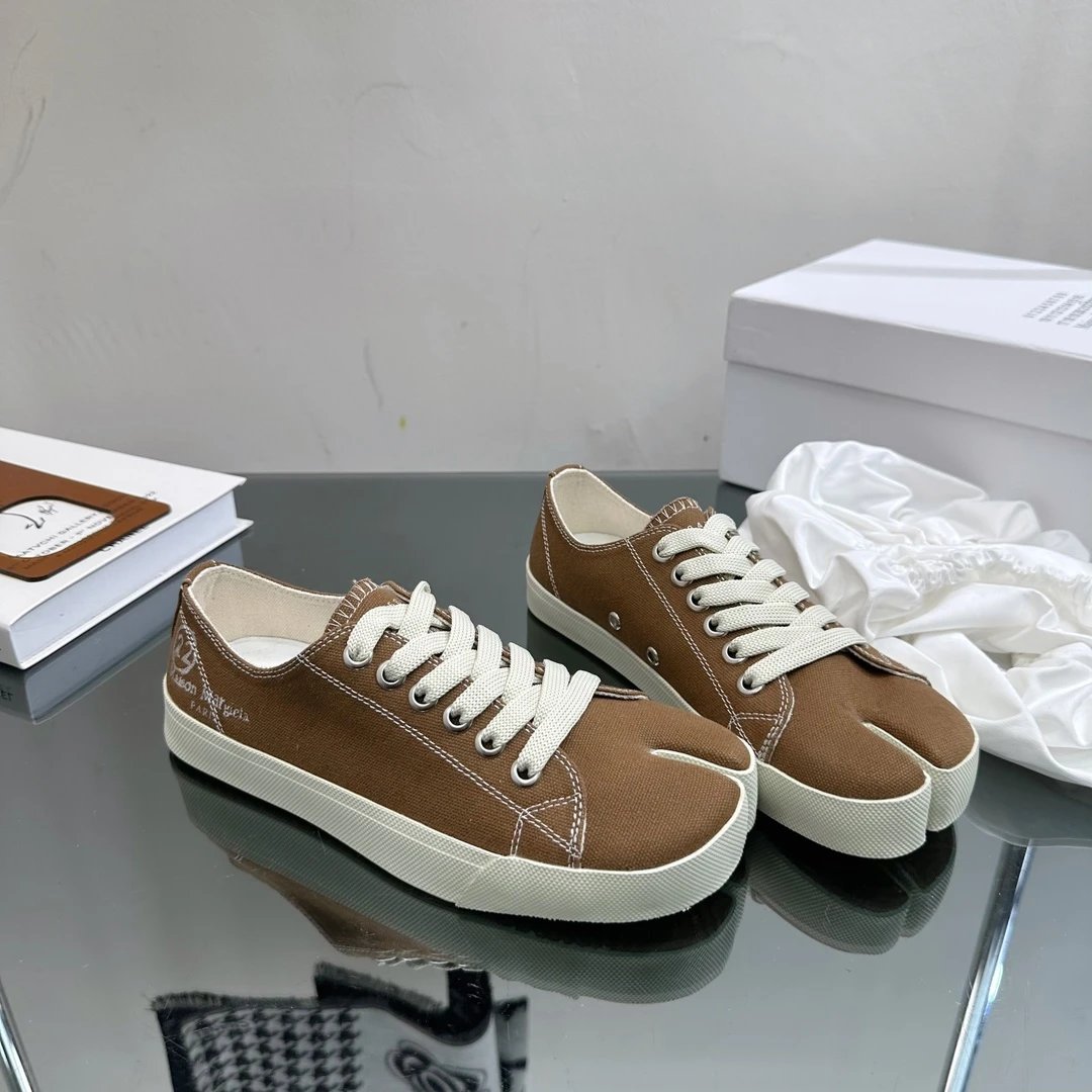 Maison Margiela MM6 Tabi Canvas Sneakers Brown - High Quality Product Image - Cnfans