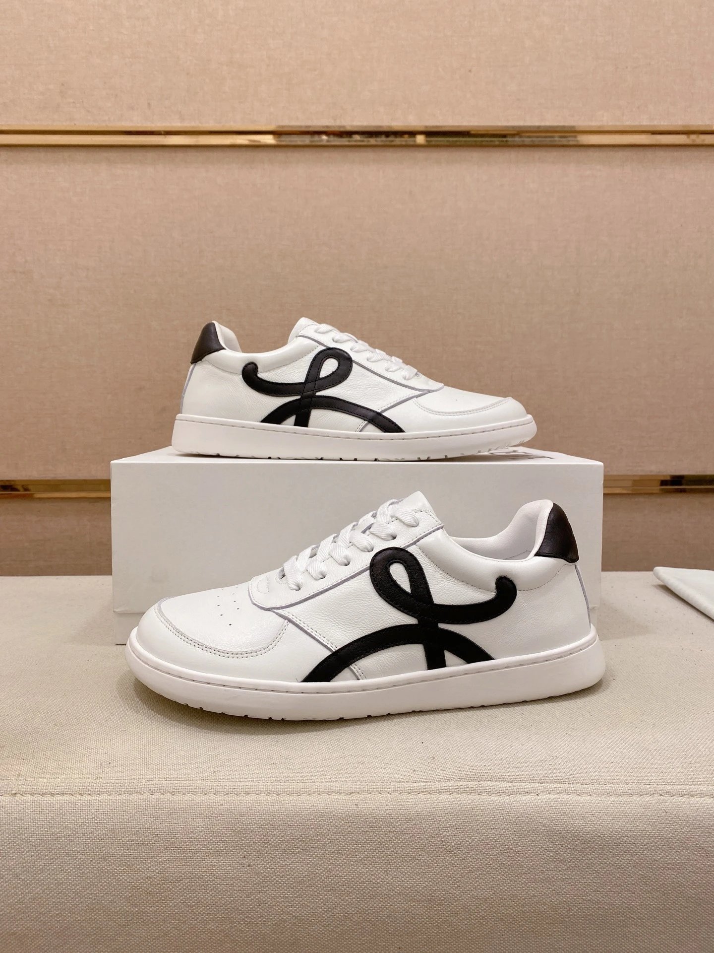 Loewe White Leather Sneakers Black Accent - Gallery Image 7 - Detailed View
