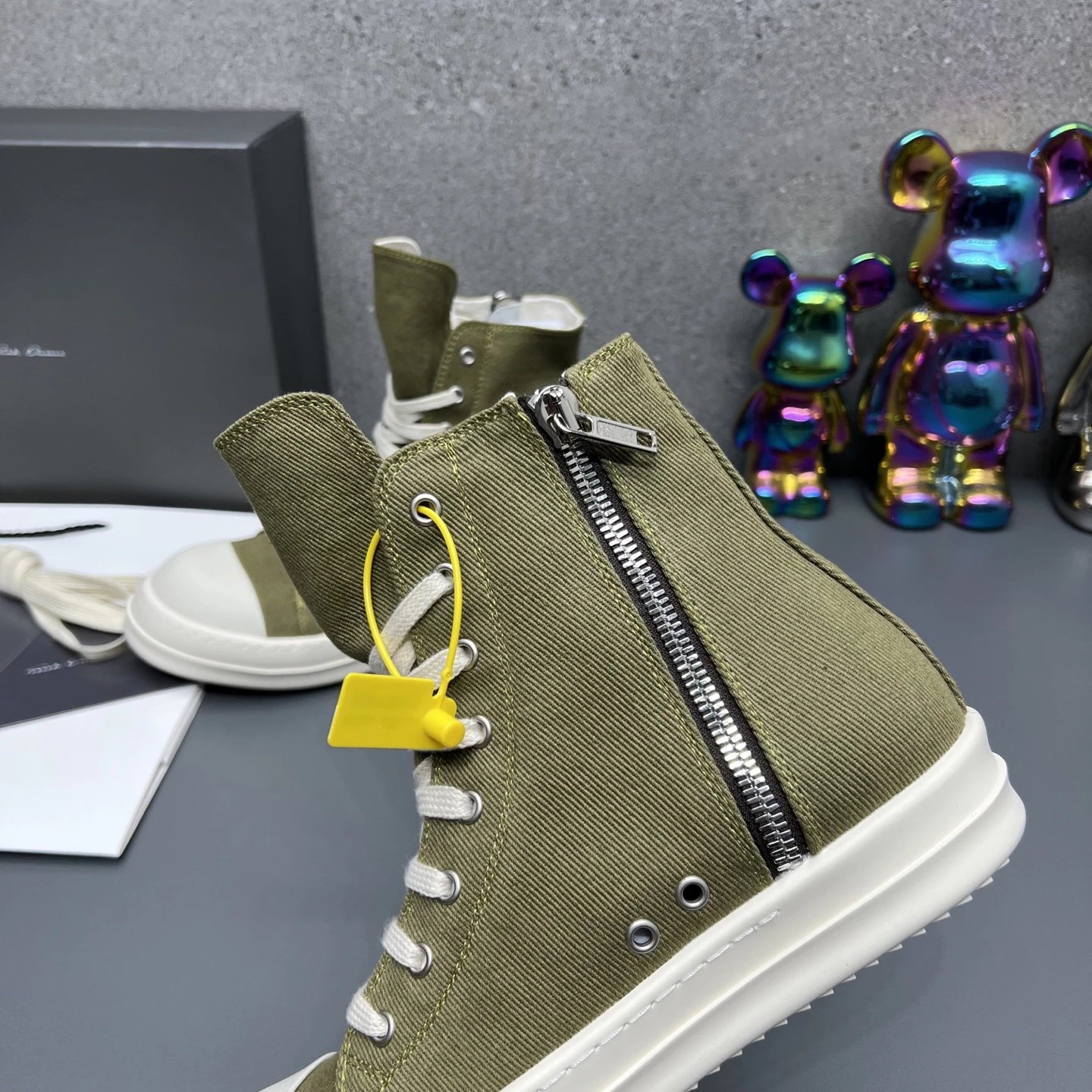 Rick Owens Casual High-Top Sneakers Green - Gallery Image 8 - Detailed View
