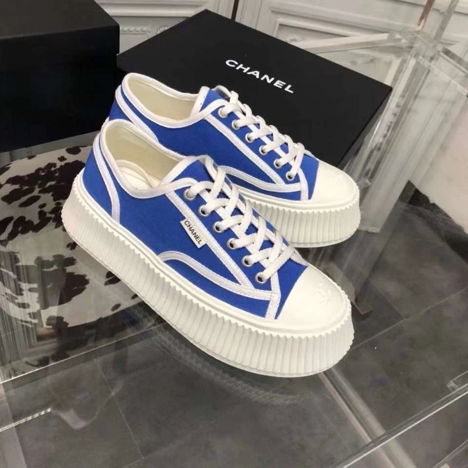 Chanel Vintage 2021 Sneakers Blue - High Quality Product Image - Cnfans