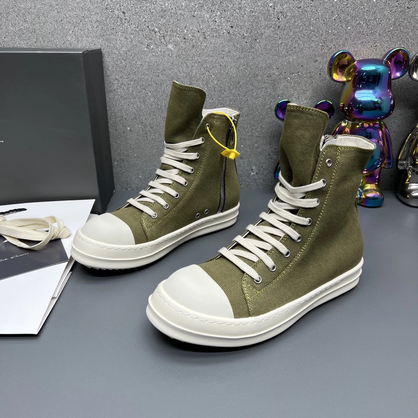 Rick Owens Casual High-Top Sneakers Green - Gallery Image 2 - Detailed View