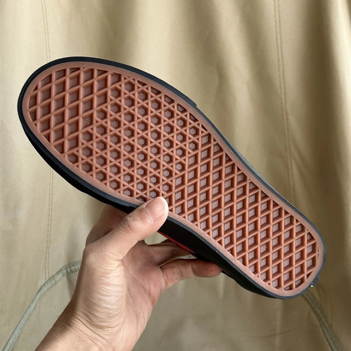 Low Top Skate Shoes Flame Black Crimson - Gallery Image 8 - Detailed View