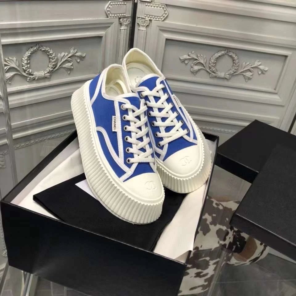 Chanel Vintage 2021 Sneakers Blue - Gallery Image 5 - Detailed View