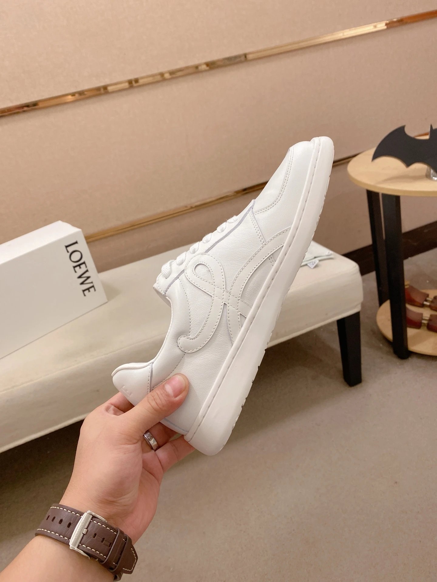 Loewe Leather Sneakers White - Gallery Image 5 - Detailed View