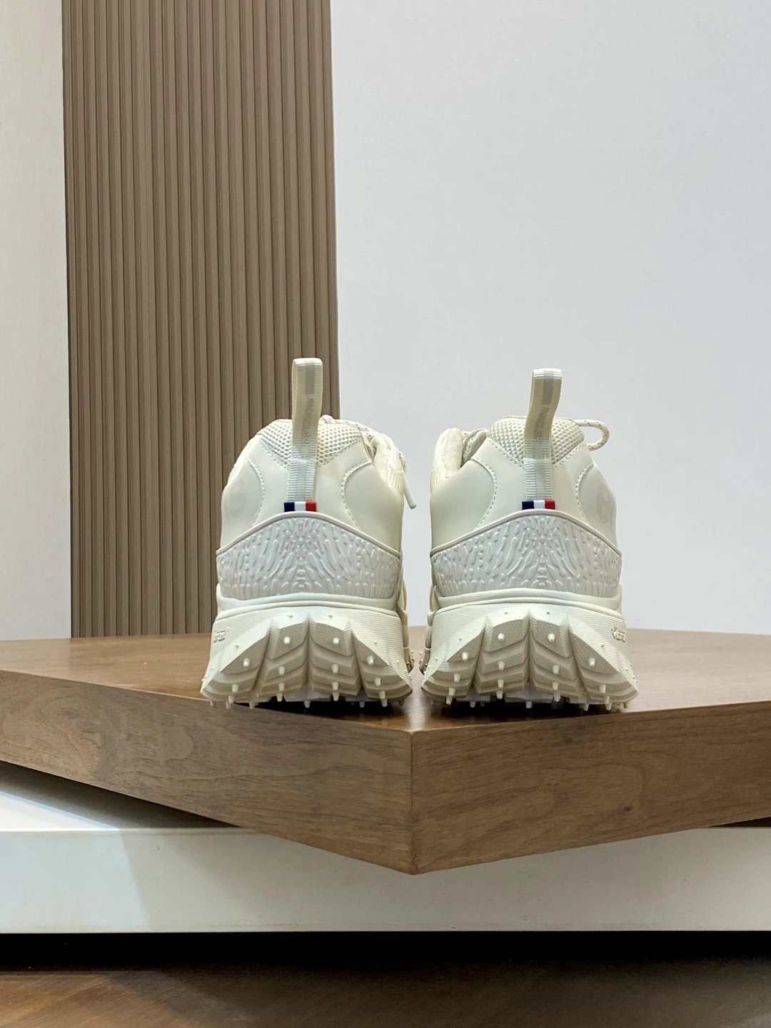 Moncler Trailgrip Amoeba Salehe Bembury Sneakers White - Gallery Image 8 - Detailed View