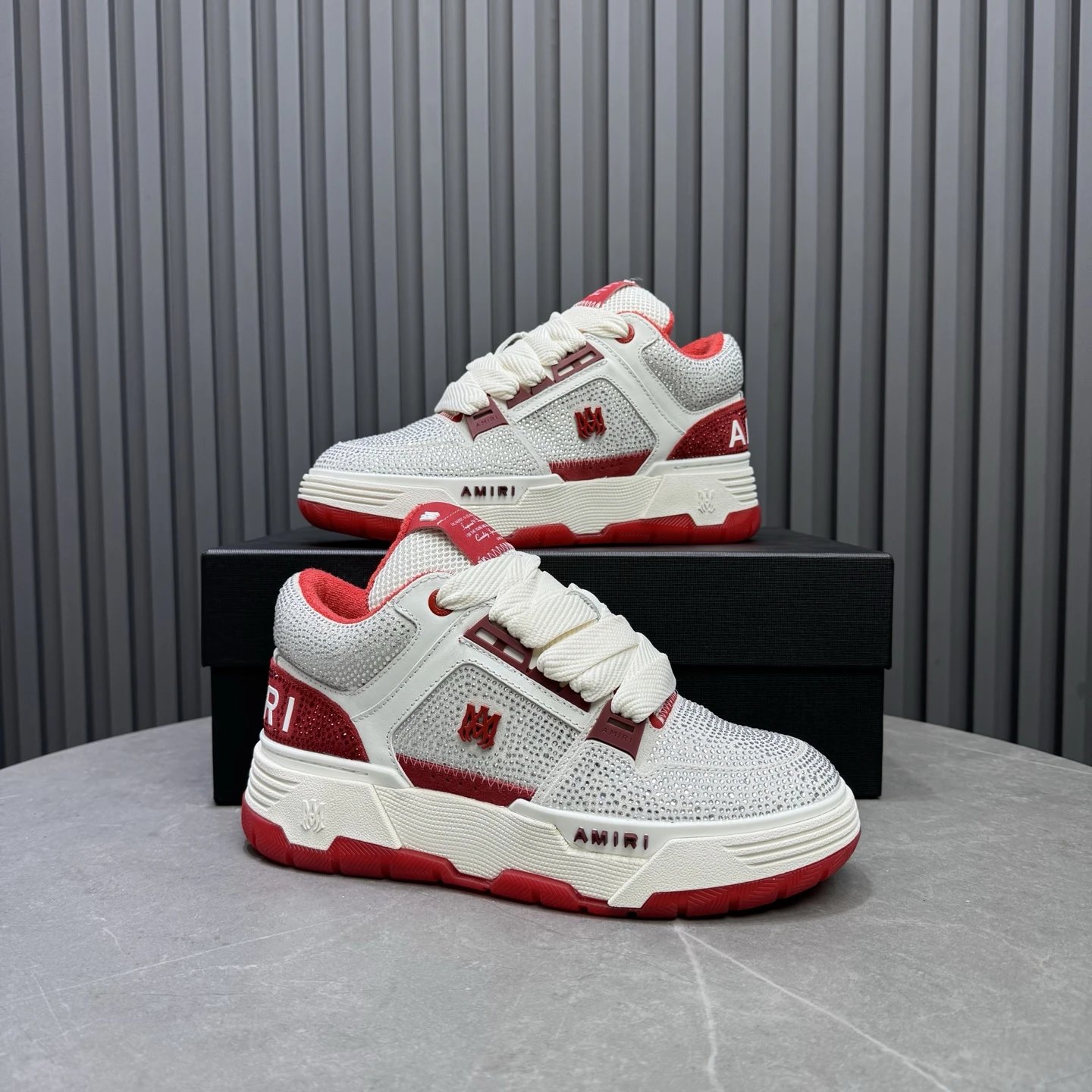 Unisex Mesh Low Top Sneakers Retro Crimson White - Gallery Image 9 - Detailed View