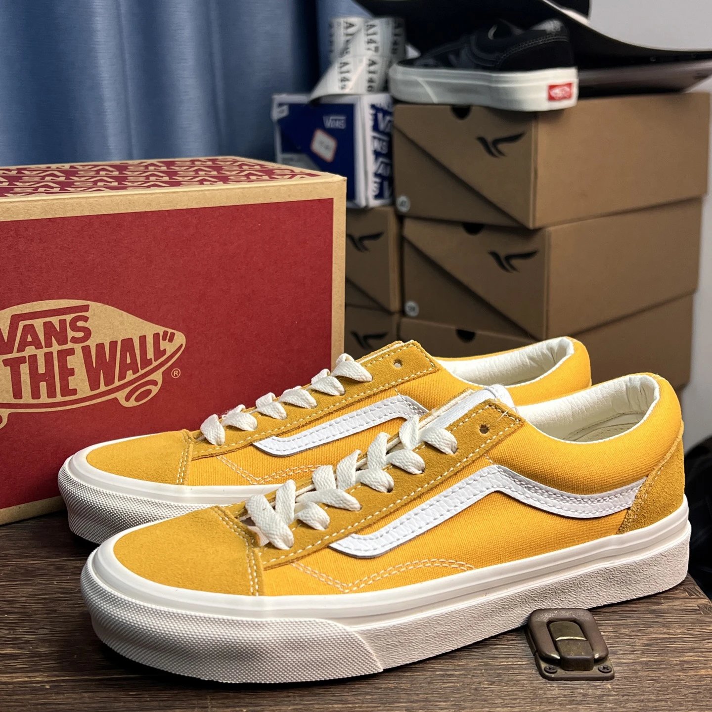 Old Skool Canvas Sneakers Vintage Amber Yellow - Gallery Image 9 - Detailed View