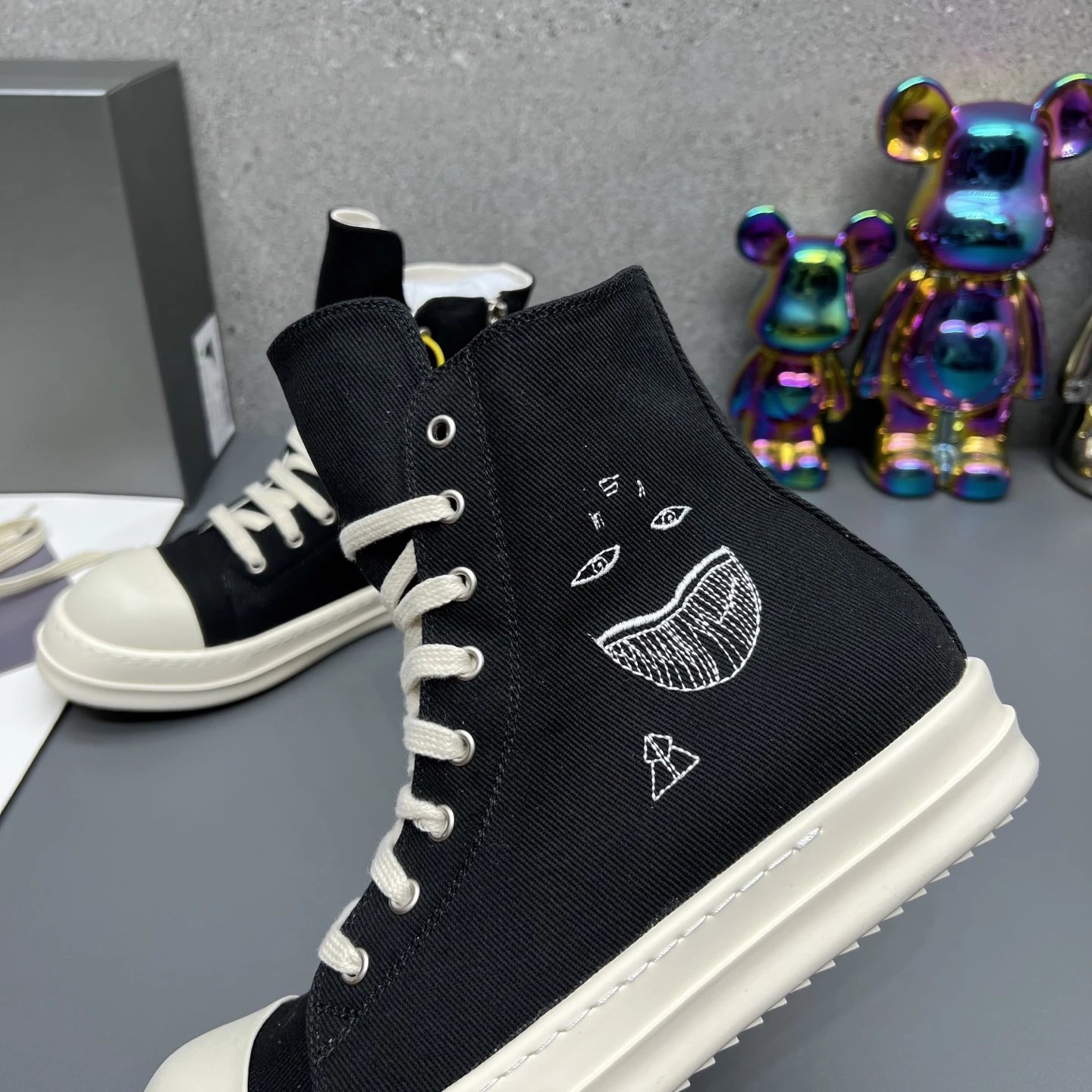 Rick Owens Casual High-Top Sneakers Black White - Gallery Image 5 - Detailed View