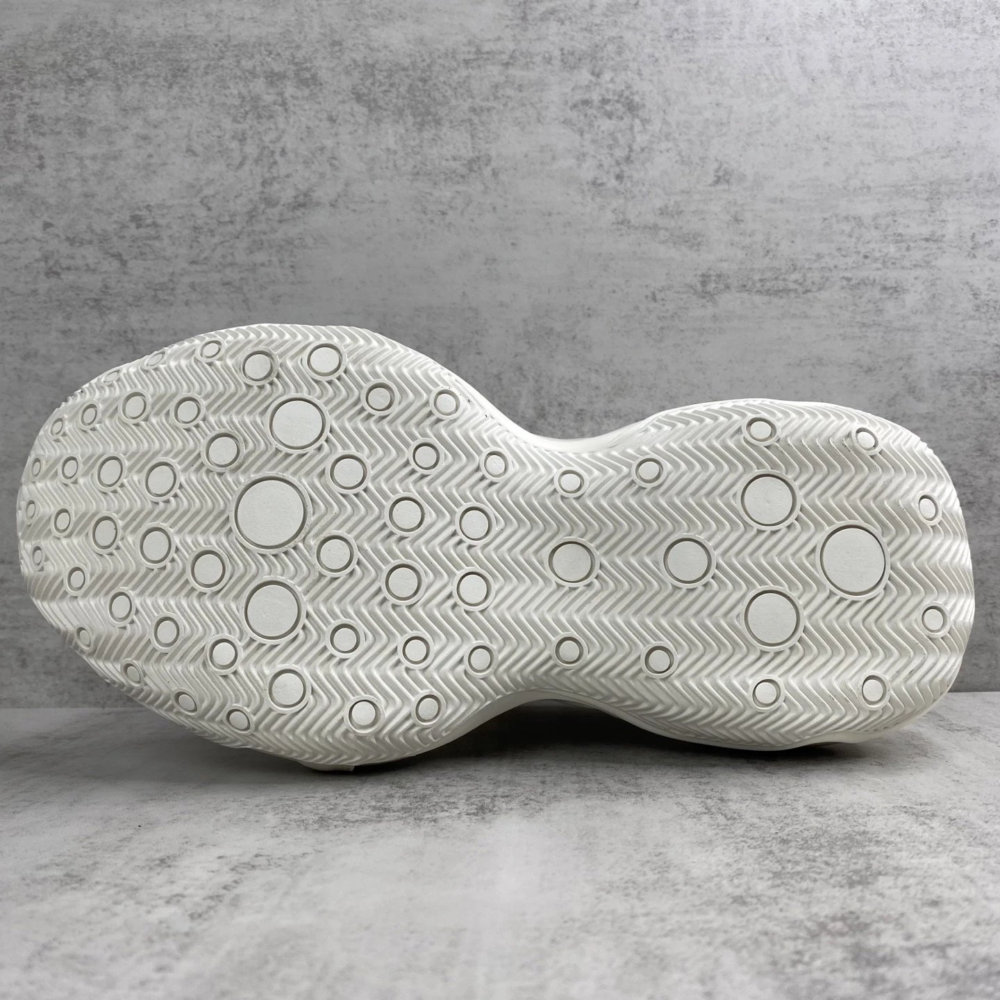 Retro High Top Basketball Sneakers Zip Closure Ivory - Gallery Image 7 - Detailed View