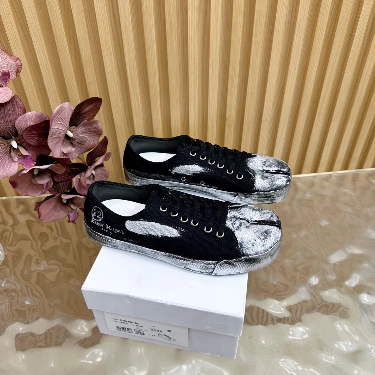 Maison Margiela MM6 Tabi Graffiti Sneakers Black - High Quality Product Image - Cnfans