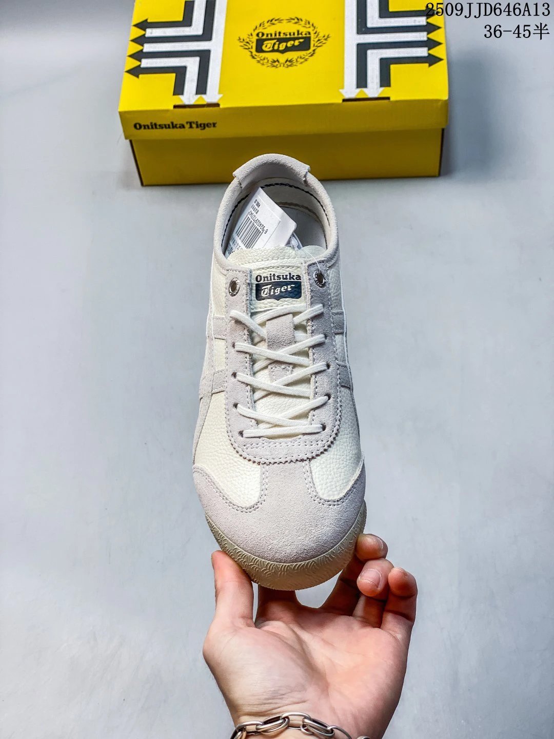 Onitsuka Tiger MEXICO 66 Slip-On Sneakers Beige - Gallery Image 2 - Detailed View