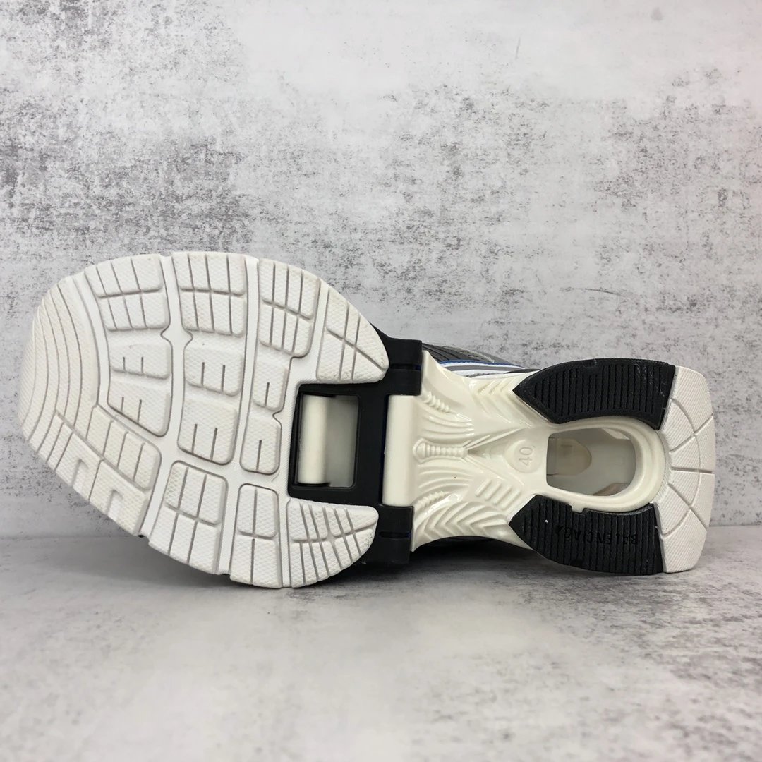 Mesh X-Pander Dad Sneakers with Spring Heel Grey Blue - Gallery Image 8 - Detailed View