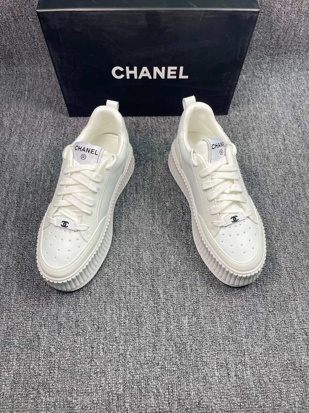 Chanel Casual Sneakers White - Gallery Image 6 - Detailed View