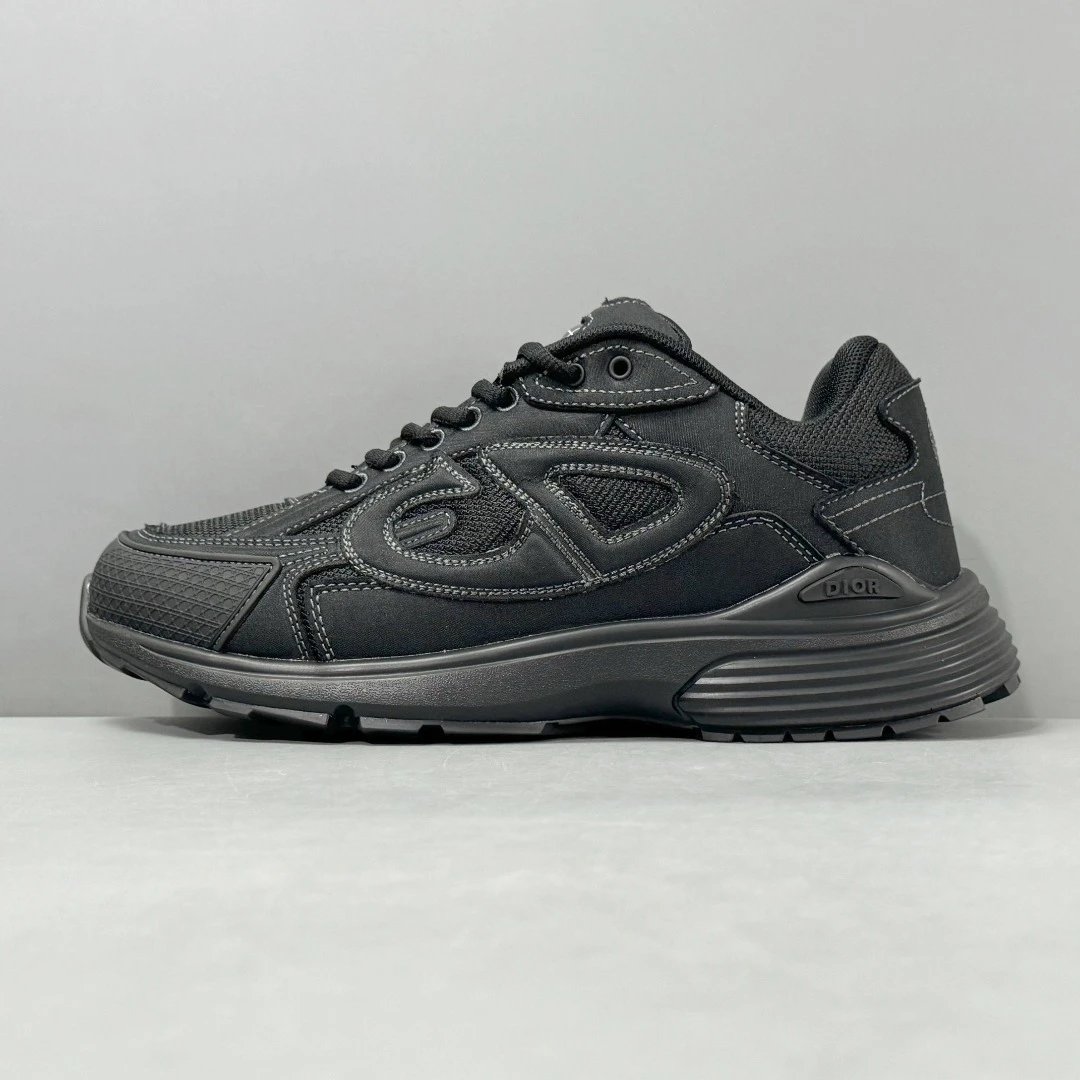 Casual Low-Top Sneakers Onyx Black - Gallery Image 6 - Detailed View