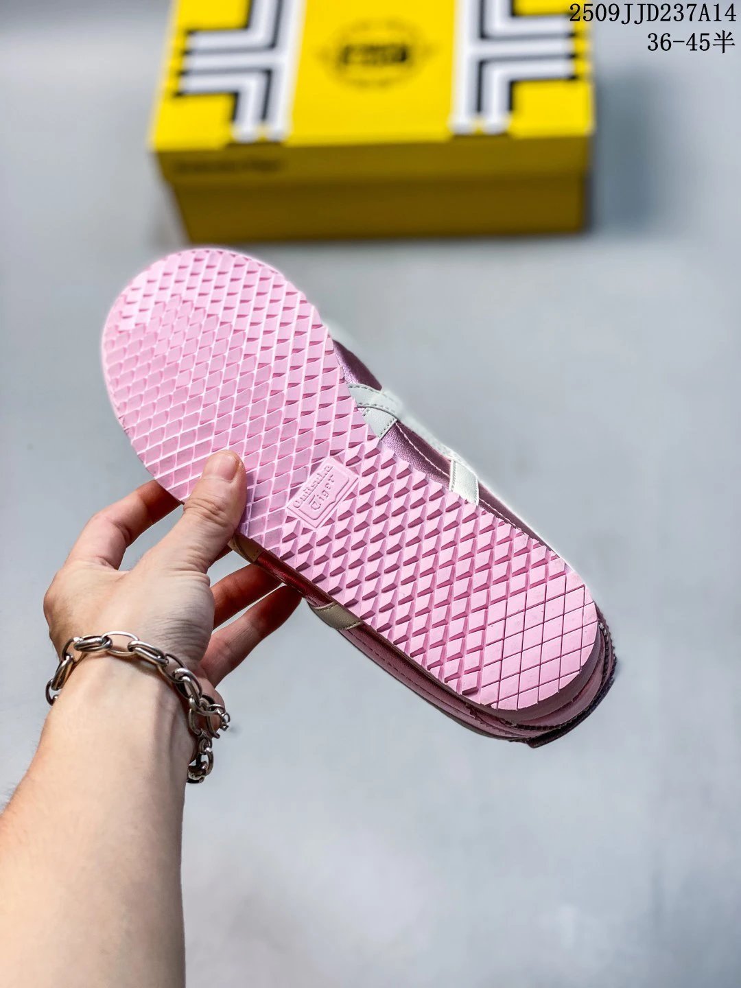 Onitsuka Tiger MEXICO 66 Slip-On Sneakers Pink - Gallery Image 5 - Detailed View