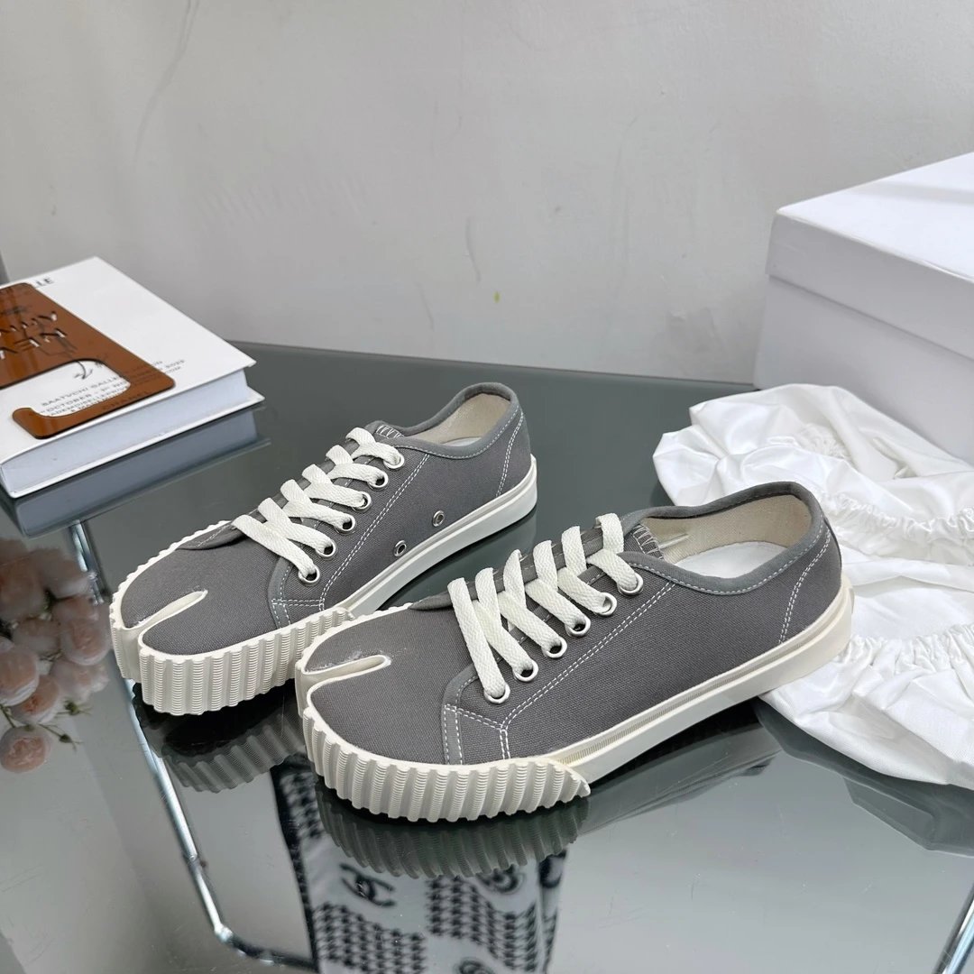 Maison Margiela MM6 Tabi Canvas Sneakers Grey - Gallery Image 6 - Detailed View