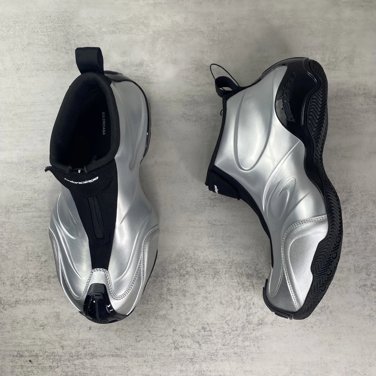 Futuristic Zip Up Basketball Sneakers Metallic Silver - Gallery Image 3 - Detailed View