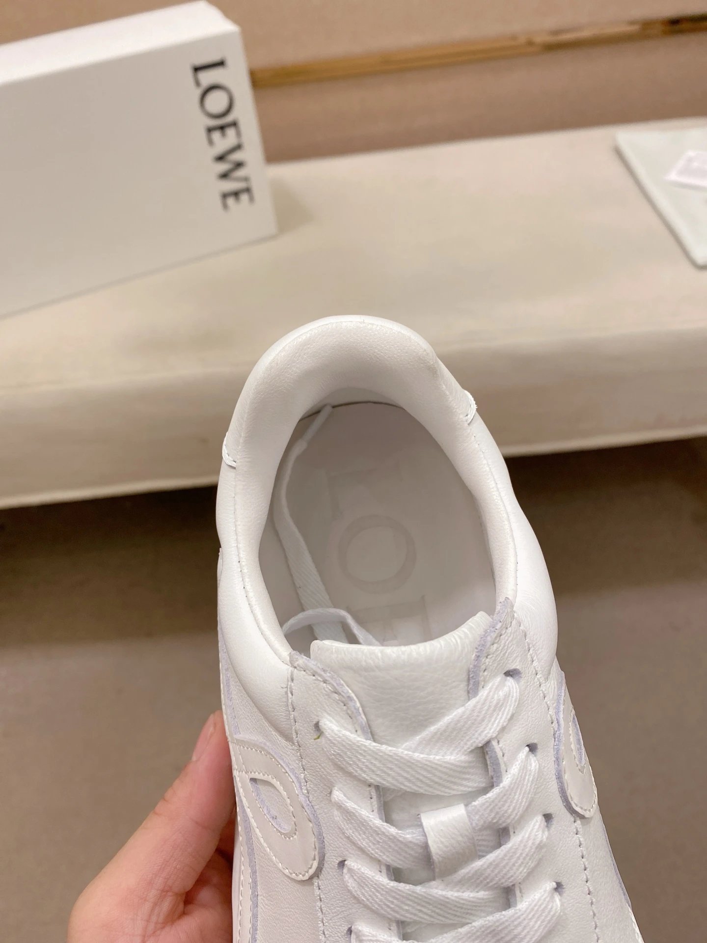 Loewe Leather Sneakers White - Gallery Image 6 - Detailed View