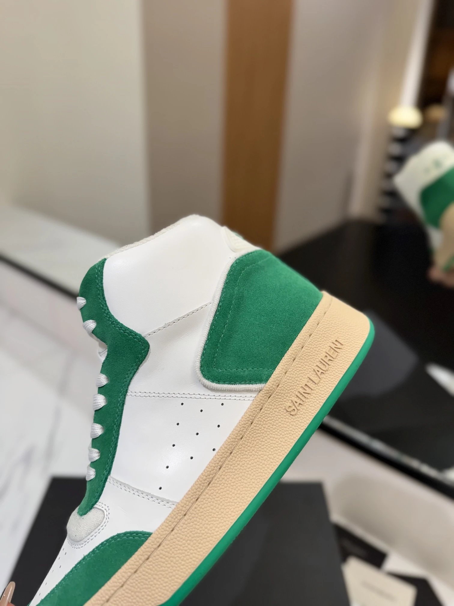 YSL SL61 Sneakers Green - Gallery Image 9 - Detailed View