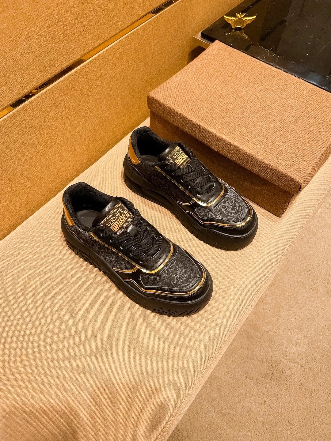 Luxury Leather Sneakers Black Gold - Gallery Image 5 - Detailed View