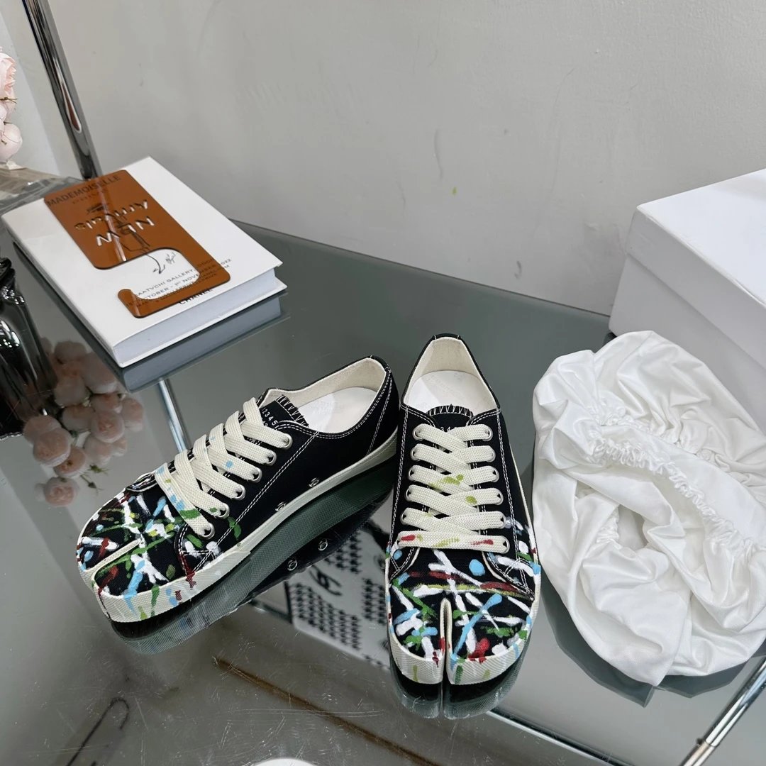 Maison Margiela MM6 Tabi Graffiti Black Sneakers - Gallery Image 5 - Detailed View