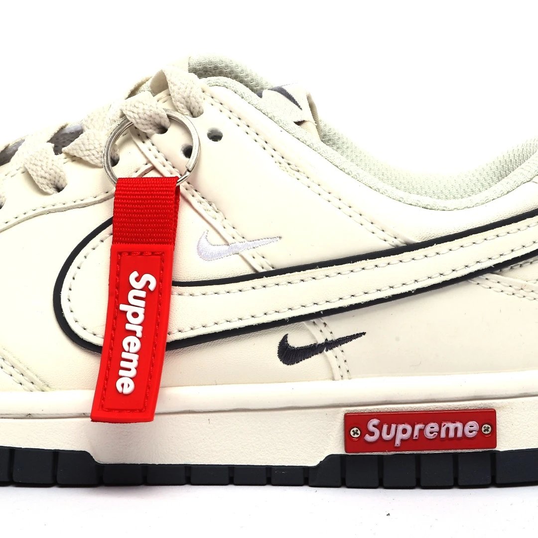 Low-Top Skate Sneakers Ivory - Gallery Image 8 - Detailed View