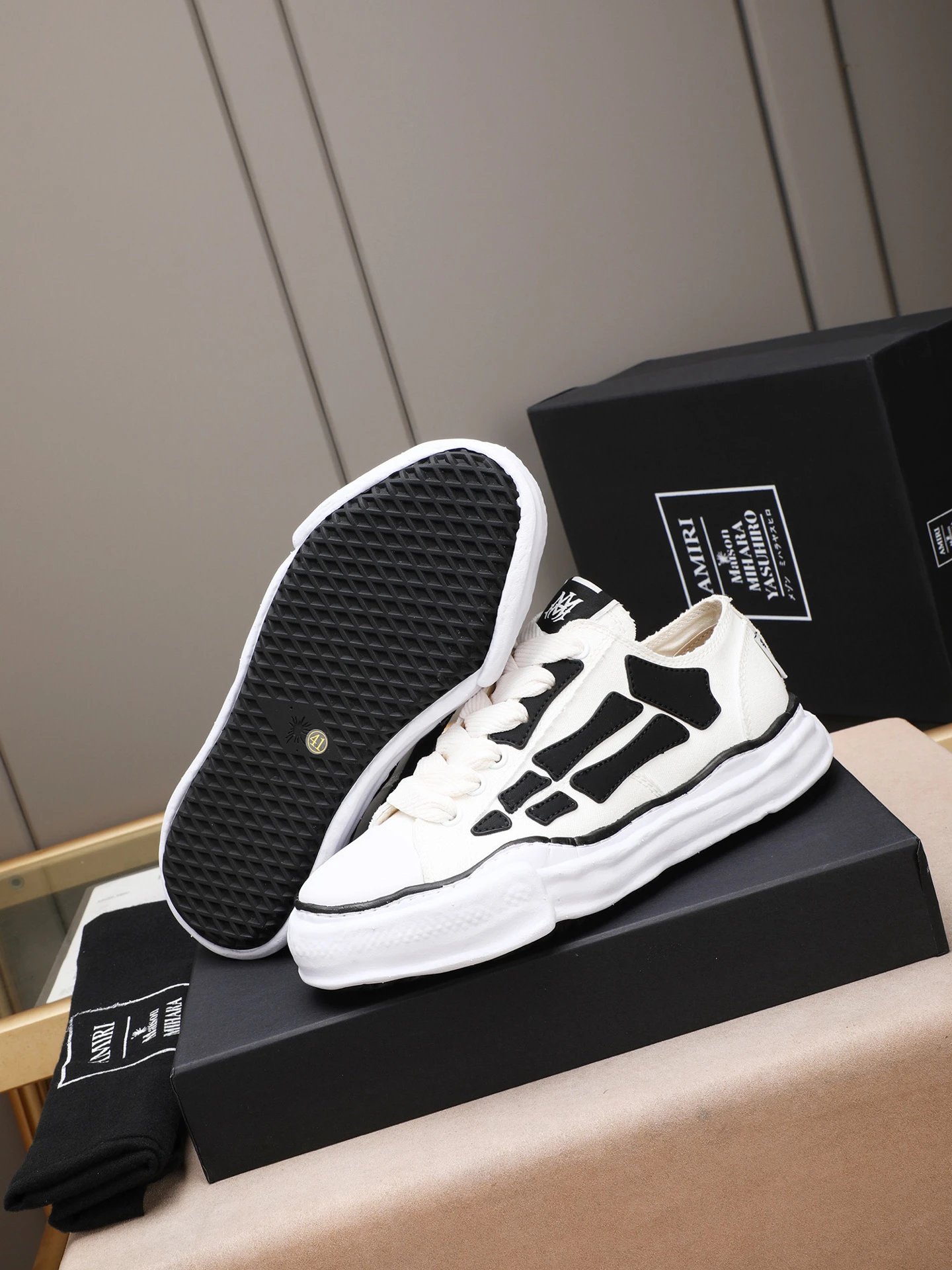 Maison Mihara Yasuhiro MMY White Sneakers Black Bone - Gallery Image 3 - Detailed View