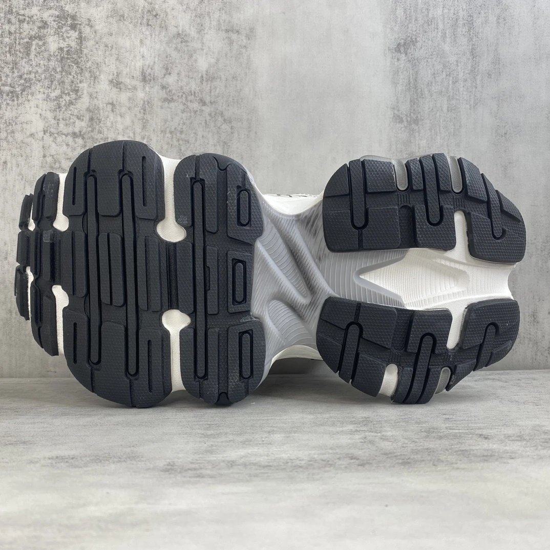 Chunky Retro Mesh Sneakers with Reflective Details in Ivory - Gallery Image 8 - Detailed View