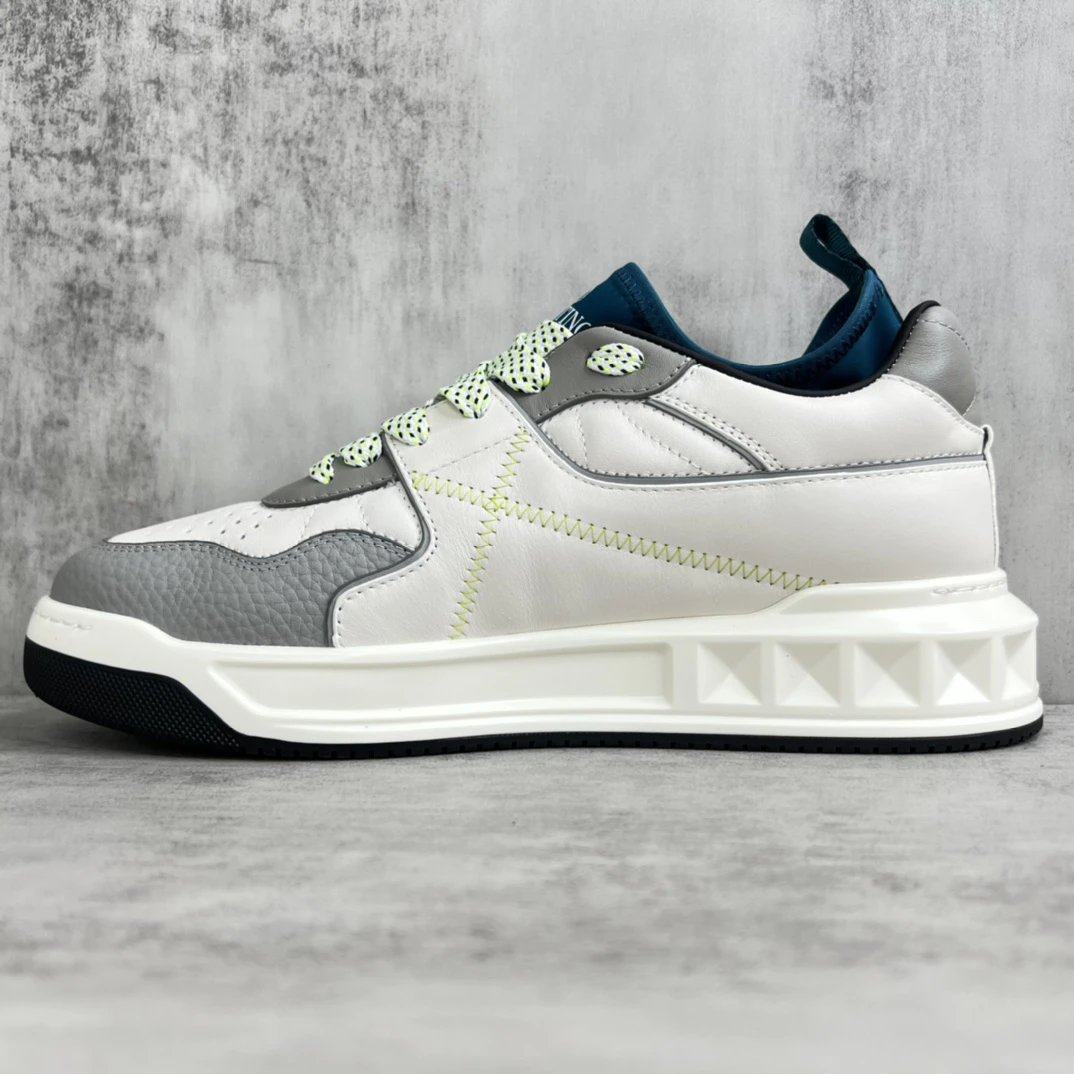 Chunky Leather Sneakers Grey White - Gallery Image 7 - Detailed View