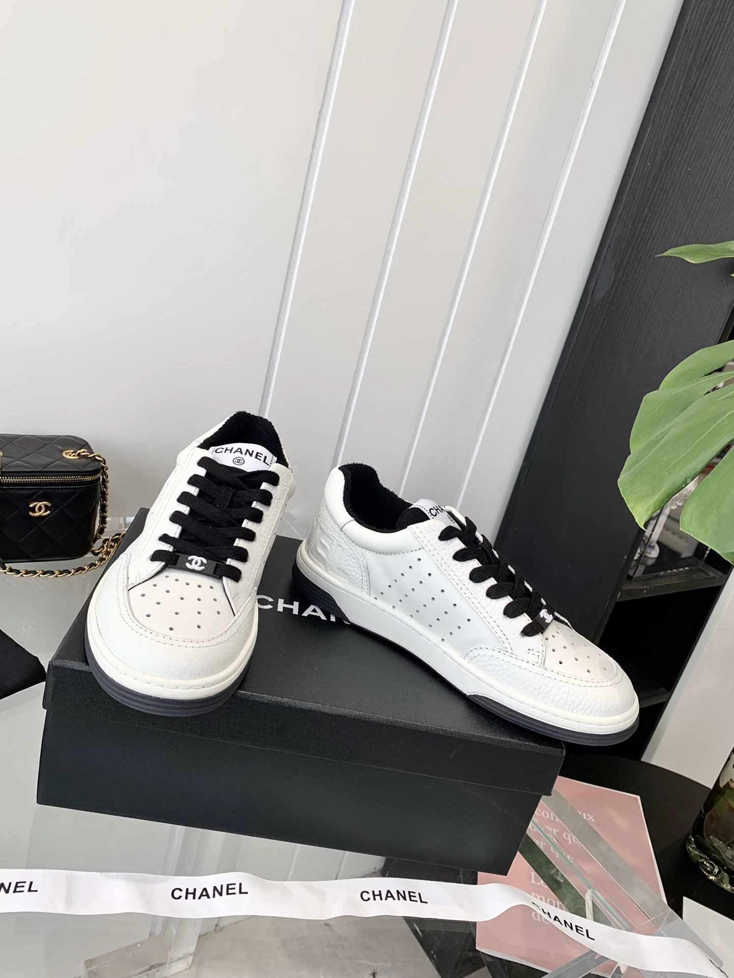 Chanel White Sneakers Embossed Logo - Gallery Image 4 - Detailed View