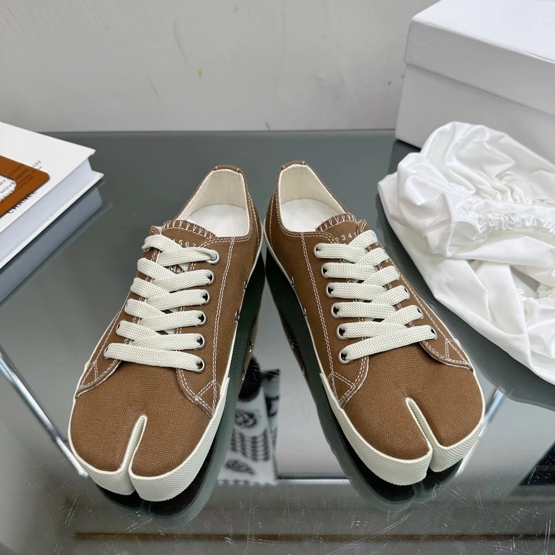 Maison Margiela MM6 Tabi Canvas Sneakers Brown - Gallery Image 3 - Detailed View