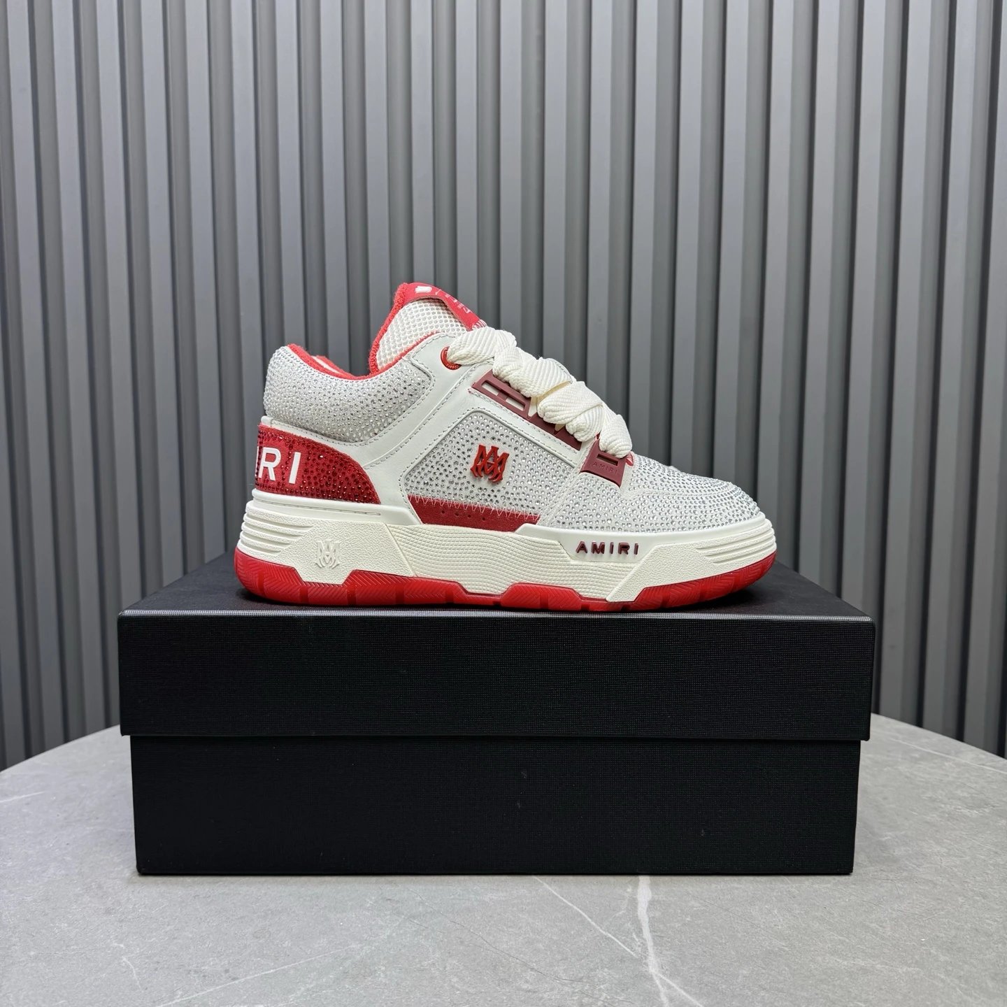 Unisex Mesh Low Top Sneakers Retro Crimson White - Gallery Image 1 - Detailed View