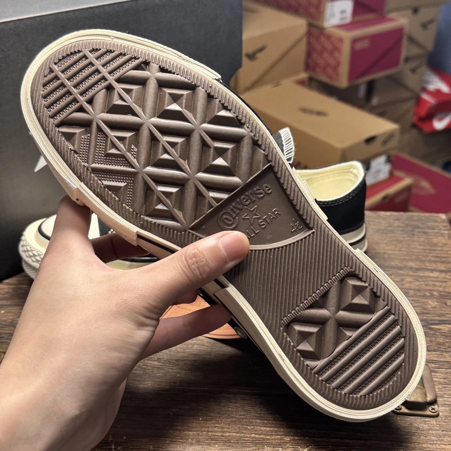 Canvas Low Top Sneakers Vintage Black - Gallery Image 8 - Detailed View