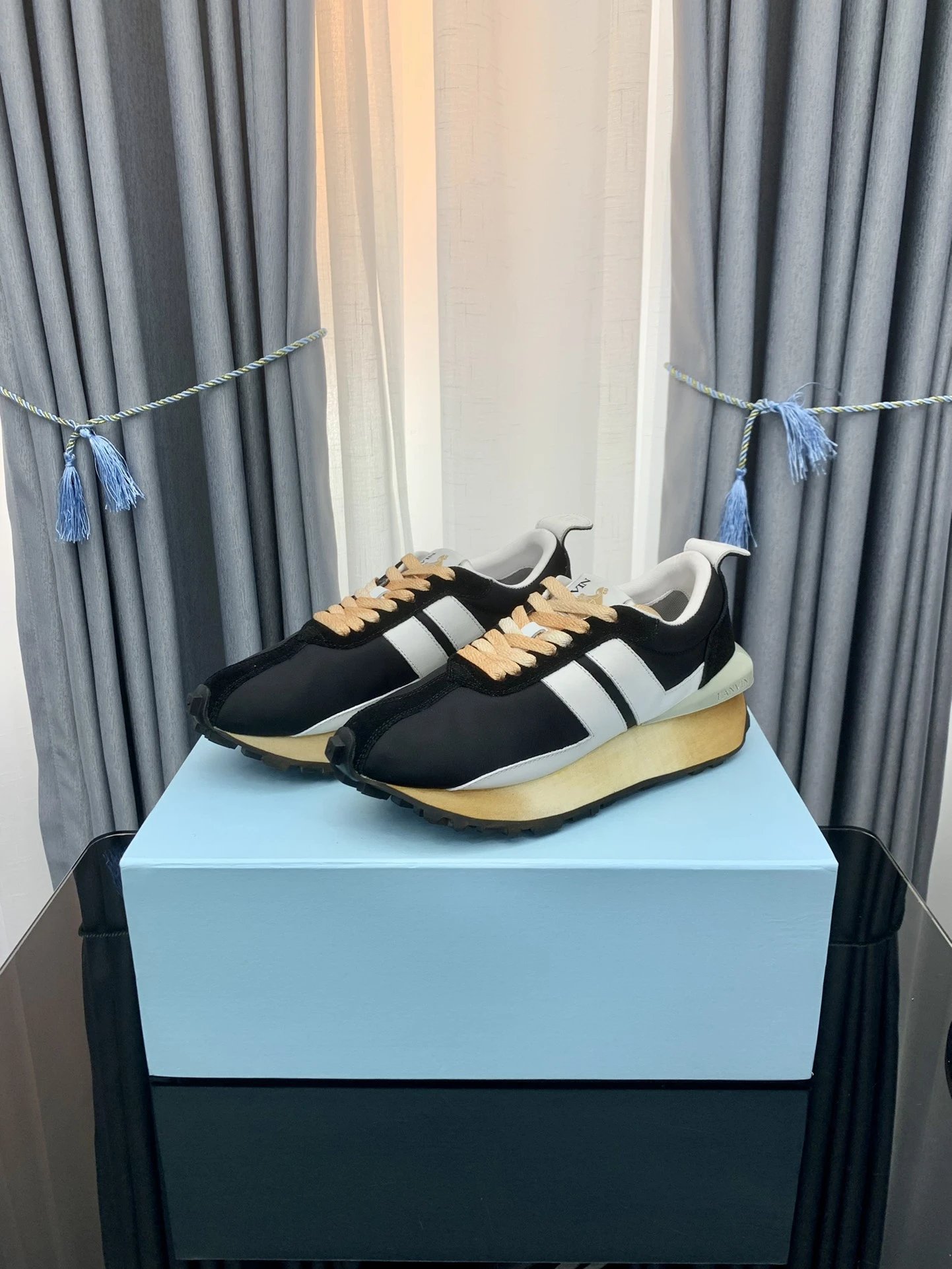 Lanvin Retro Sneakers Black White - Gallery Image 5 - Detailed View