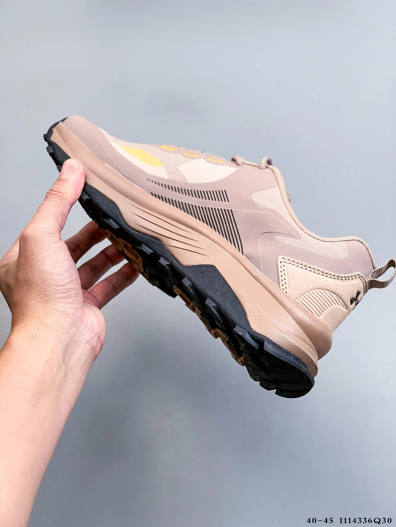 Trail Running Hiking Sneakers Anti-Slip Taupe - Gallery Image 3 - Detailed View