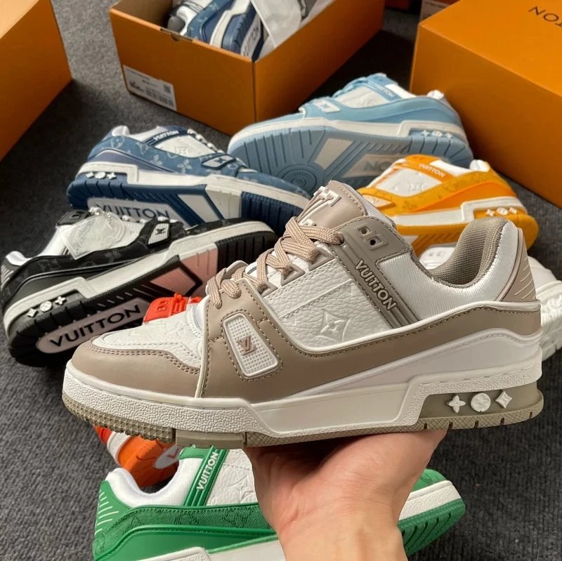 Louis Vuitton Trainer Low Beige White 1A9TSS