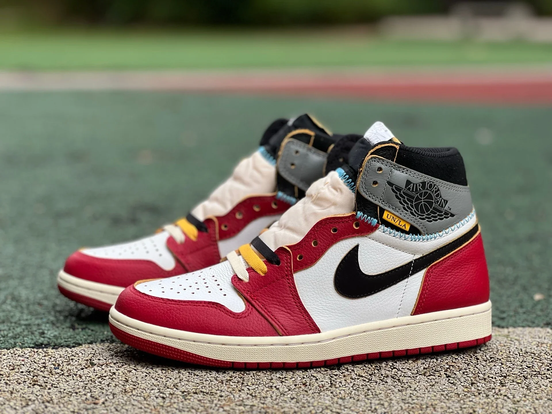 Air Jordan 1 Red Whi