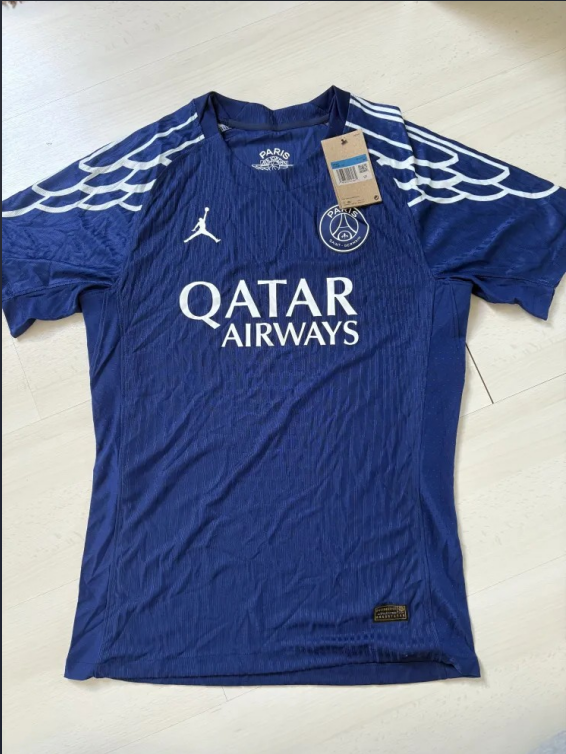 Jordan Paris Saint-Germain Blue Jersey