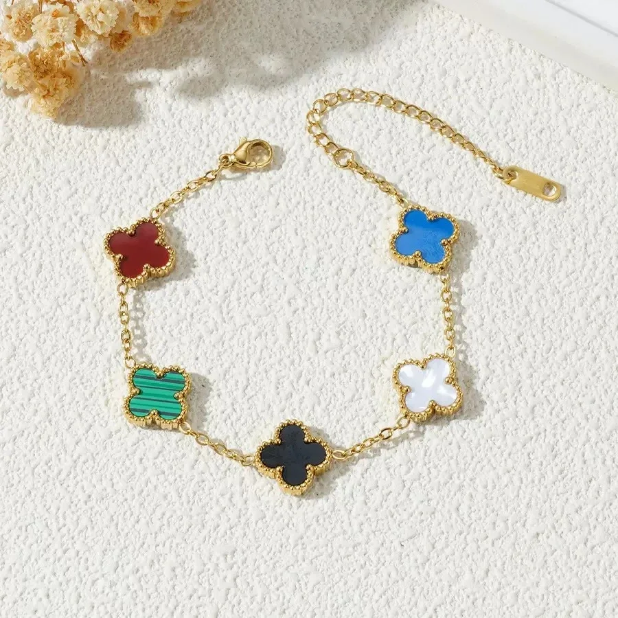 Van Cleef & Arpels M