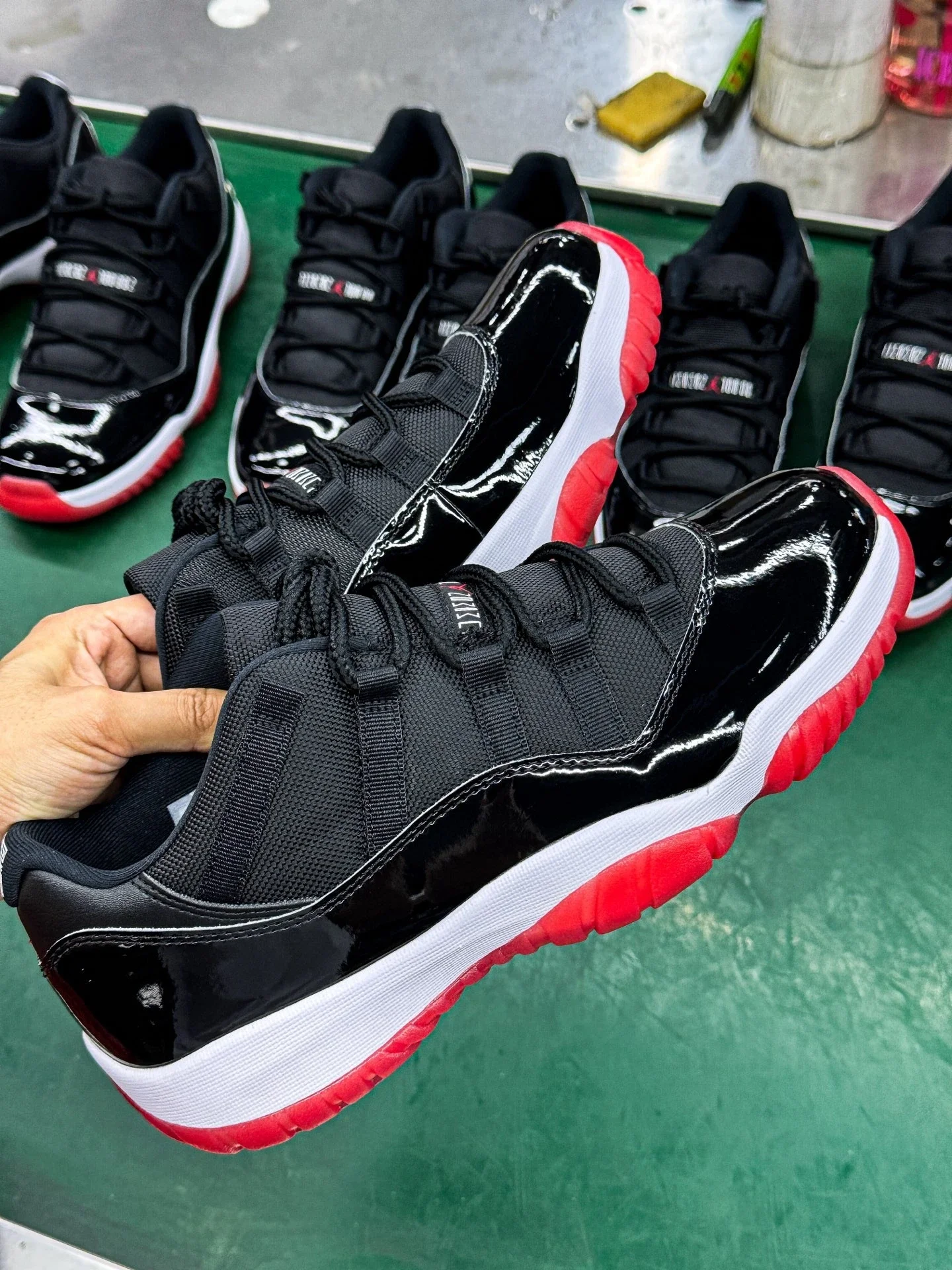 Air Jordan 11 Black 