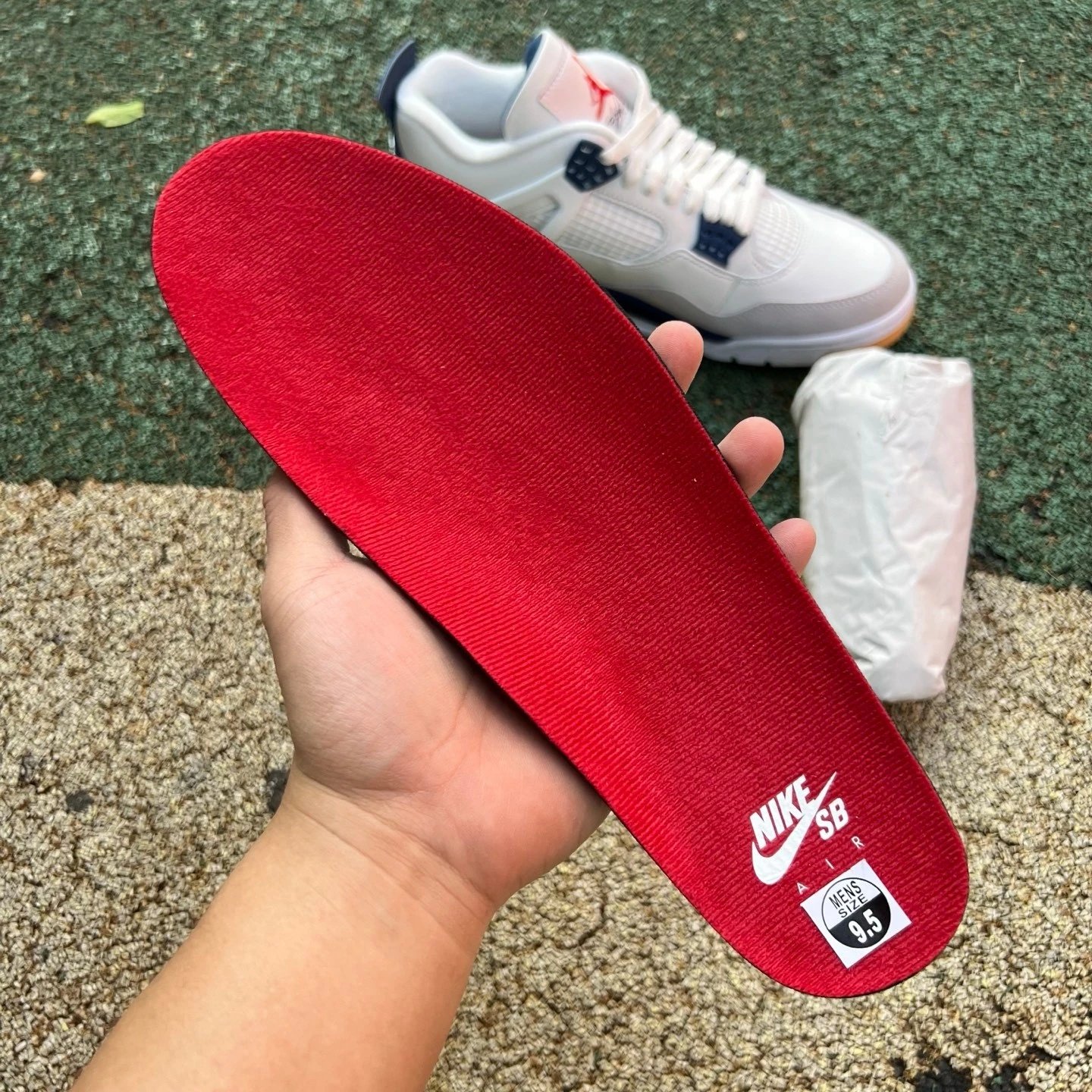Air Jordan 4 Navy photo 7