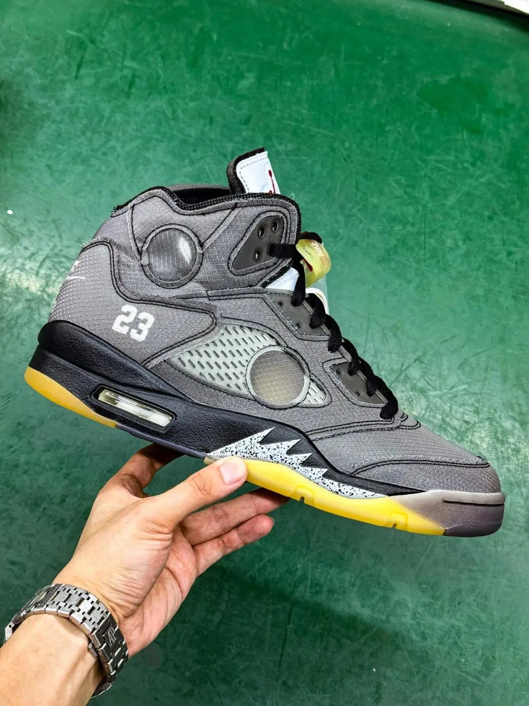 Air Jordan 5 OW photo 3